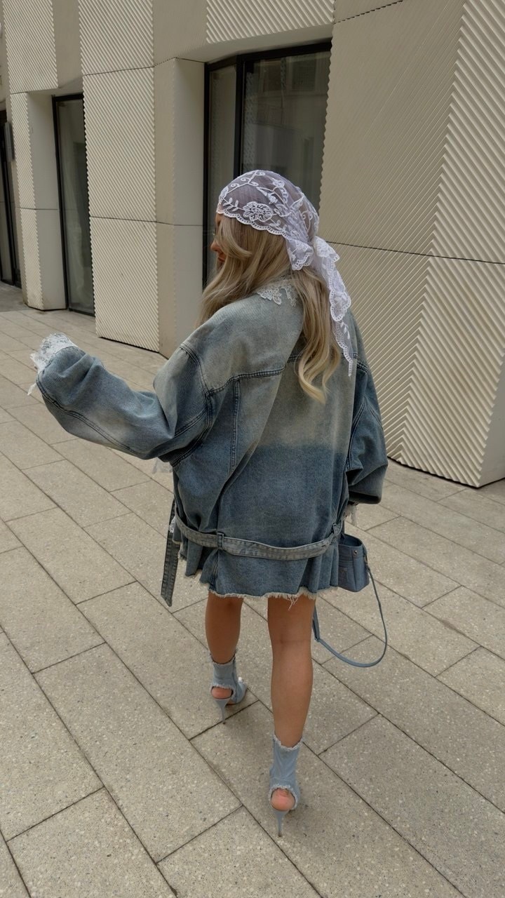 мода стиль,джинсовая куртка,джинсовая куртка женская,модные наряды,джинсовка