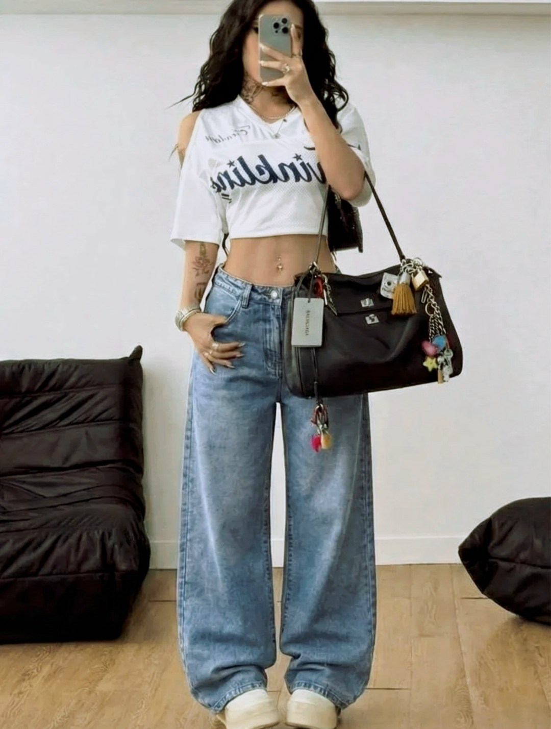 широкие женские джинсы,джинсы широкие,джинсы широкие брюки,женские джинсы с широкими штанинами,женские джинсы с высокой талией