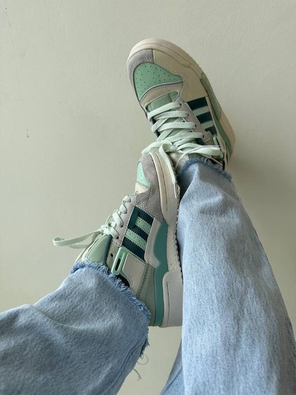 кроссовки adidas,кроссовки адидас,женские кроссовки adidas,кроссовки адидас кампус женские,