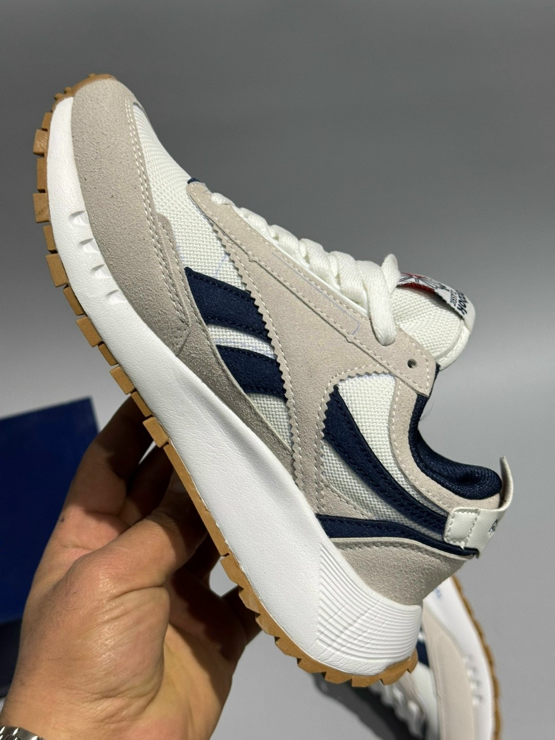 кроссовки reebok,кроссовки reebok classic leather legacy,кроссовки reebok classic,женские кроссовки reebok,reebok кроссовки мужские белые кожаные