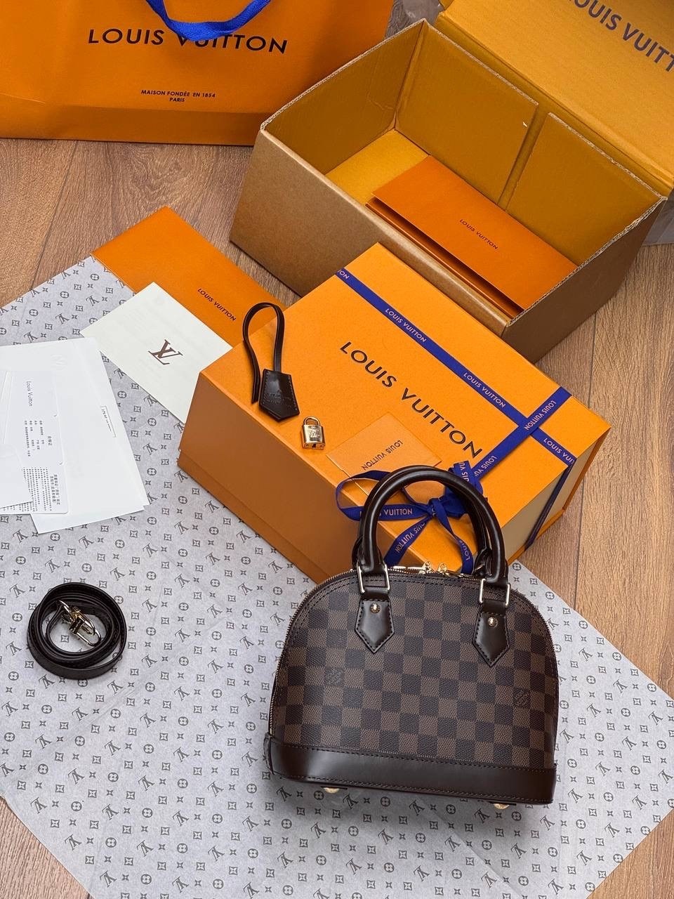 сумка женская louis vuitton,сумка louis vuitton,сумки женские louis vuitton сумка louis vuitton,louis vuitton alma bb,сумки луи виттон