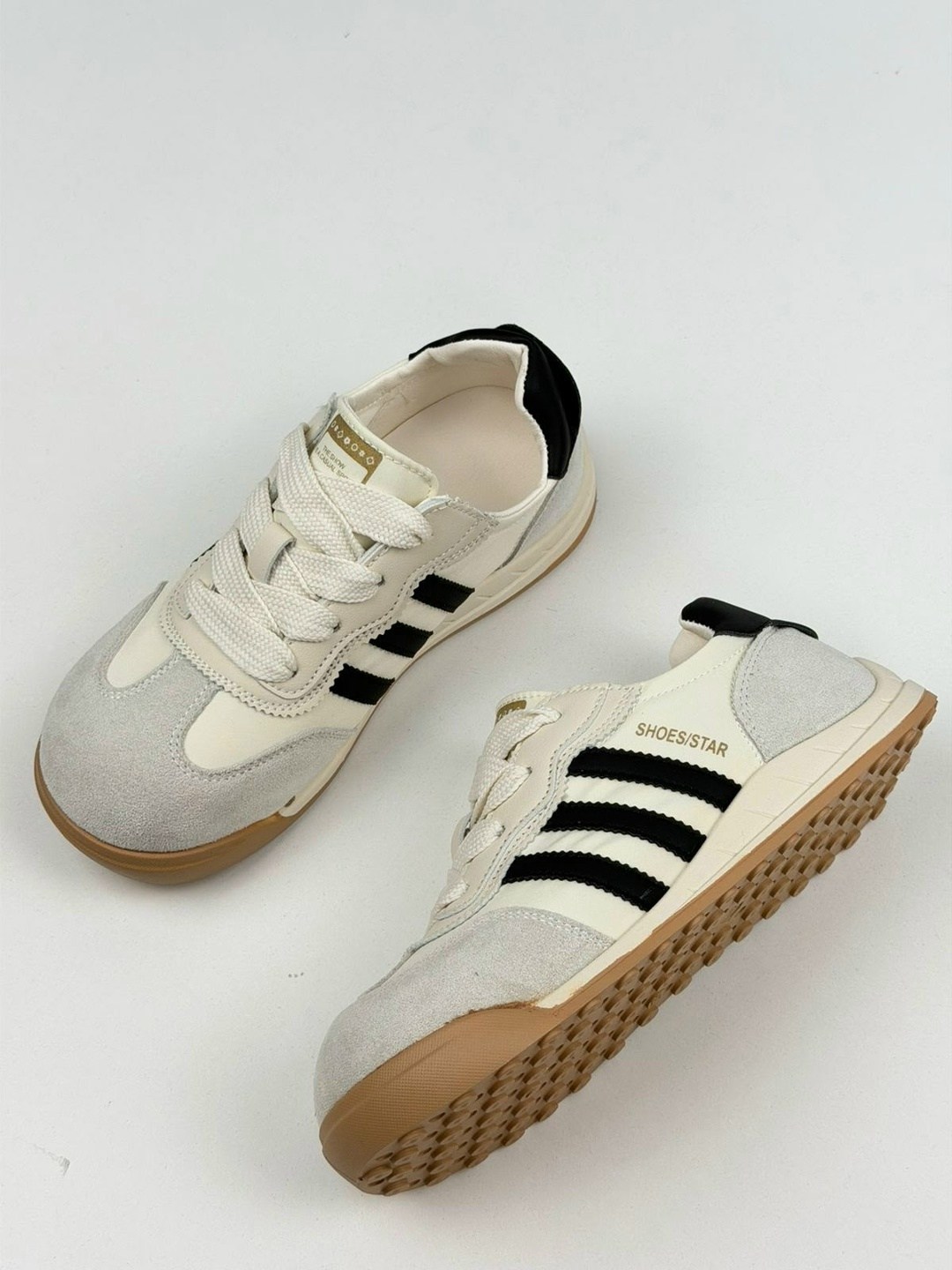 ,кроссовки adidas,спортивная ,кроссовки мальчику,повседневные кроссовки