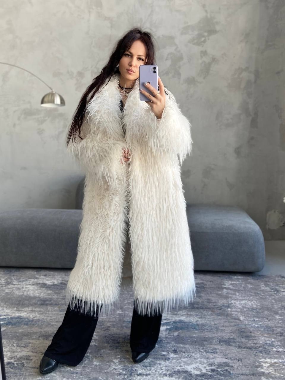 шуба,искусственная шуба из экомеха длинная furvi,шубка лама удлиненная,шуба лама,белая шуба из меха эко - страуса