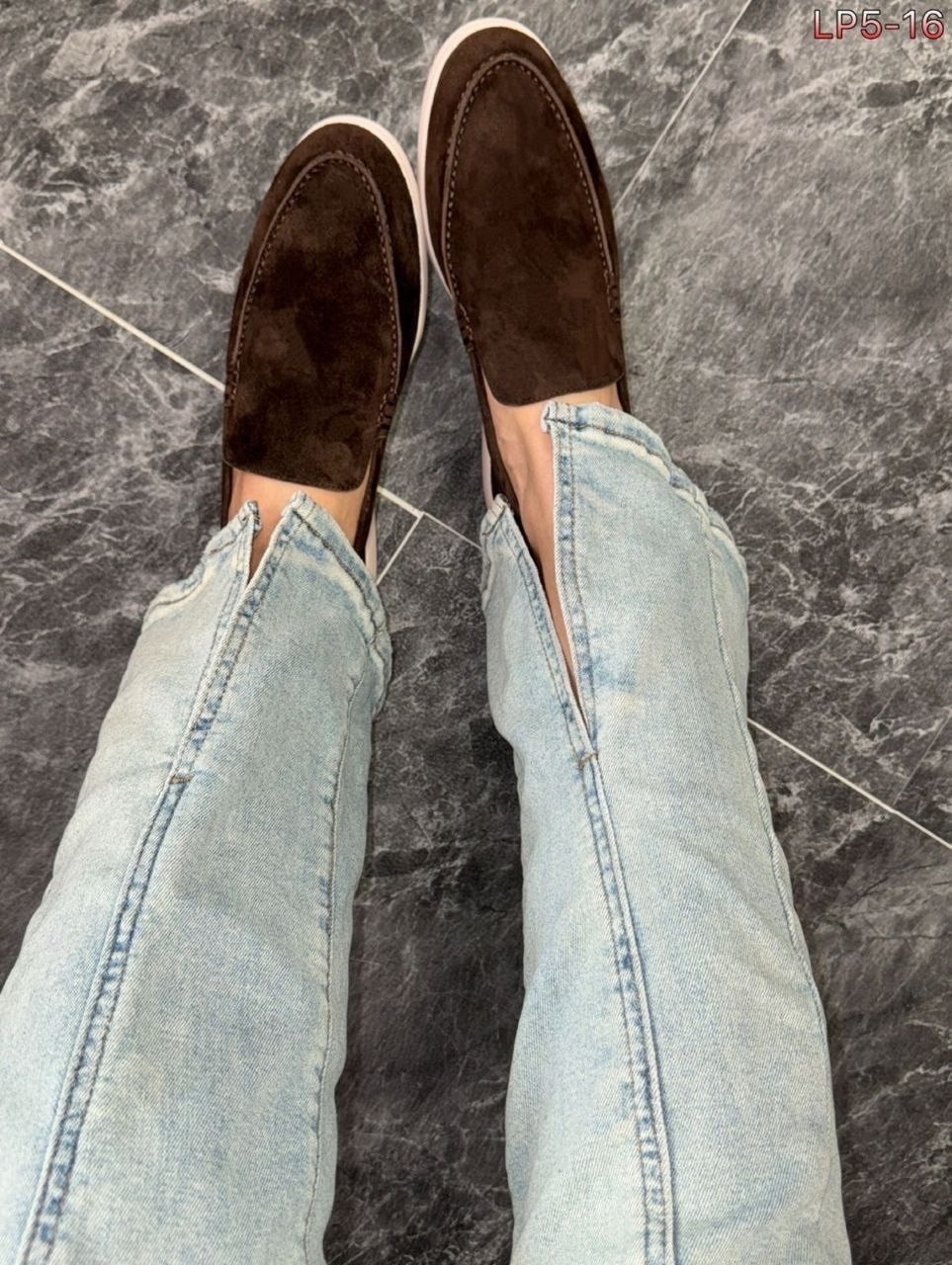 мужские замшевые лоферы,,loro piana мужские лоферы,лоферы замшевые,лоферы мужские замшевые с белой подошвой