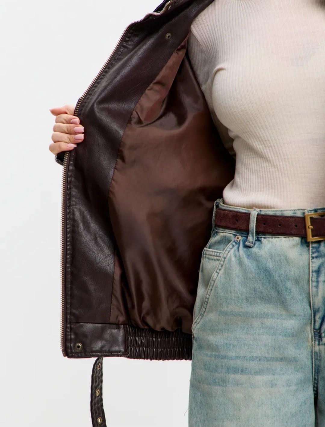 кожаная куртка,кожаный бомбер женский,куртка женская,кожаная куртка женская