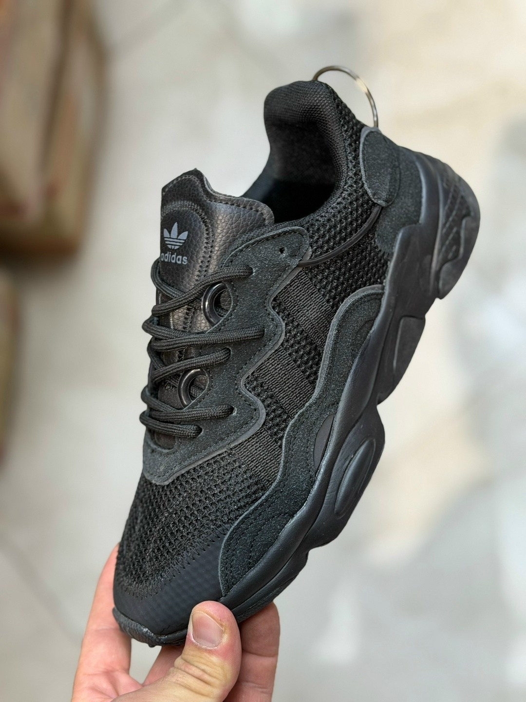 кроссовки adidas ozweego,кроссовки мужские adidas ozweego,кроссовки adidas,кроссовки ozweego,кроссовки adidas originals ozweego