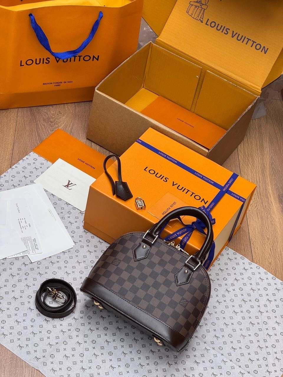 сумка женская louis vuitton,сумка louis vuitton,сумки женские louis vuitton сумка louis vuitton,louis vuitton alma bb,сумки луи виттон