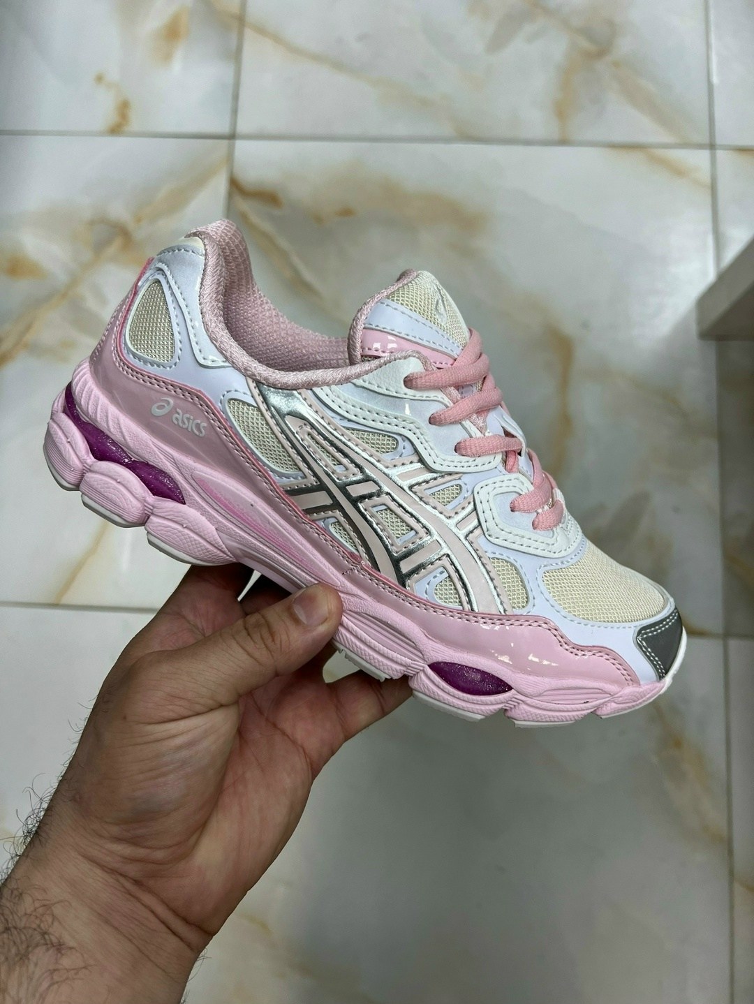 кроссовки adidas response cl,кроссовки adidas,кроссовки adidas response cl crystal white,кроссовки adidas response,adidas response cl