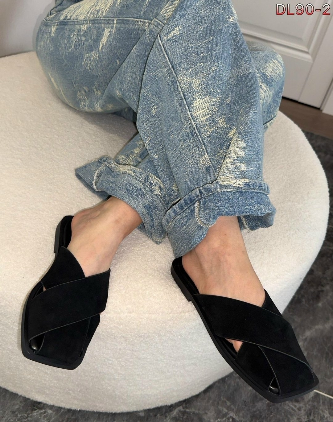 шлепанцы женские,кожаные шлепанцы,шлепки кожаные,шлепанцы женские кожаные,шлепки кожаные женские