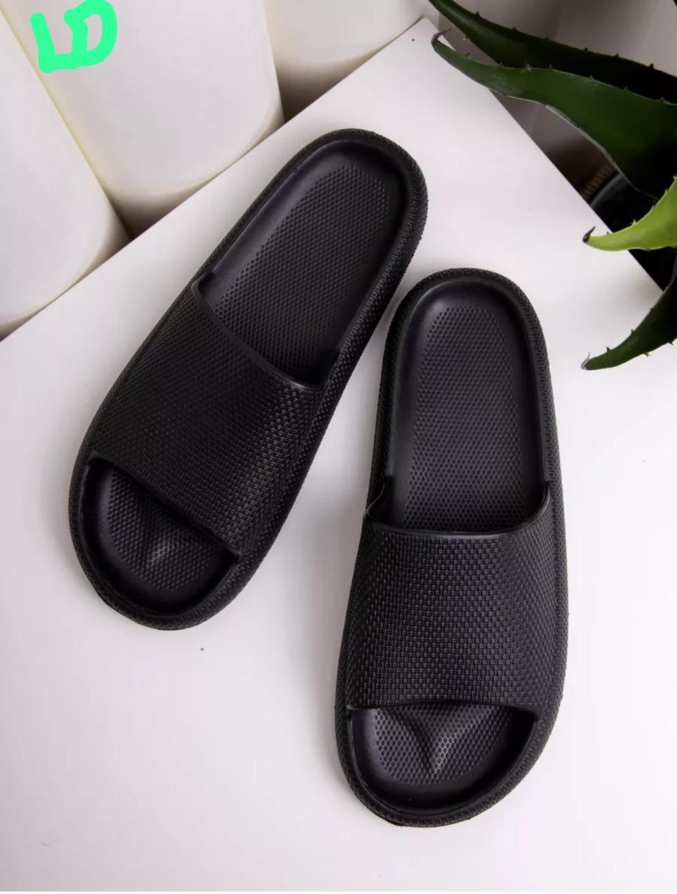 ,мужские шлепанцы,мужские шлепки,мужские тапочки,мужские сланцы