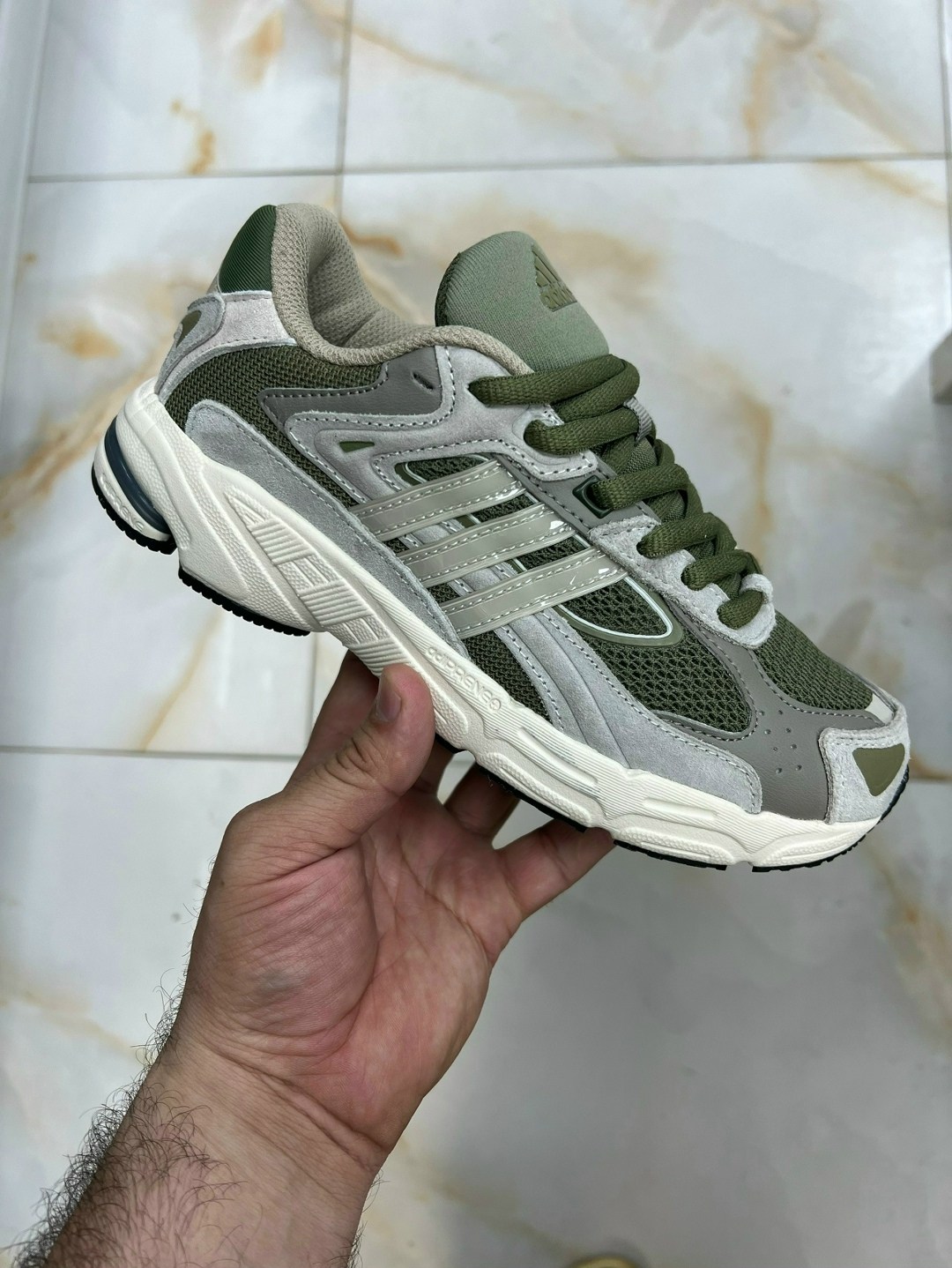 кроссовки adidas response cl,кроссовки adidas,кроссовки adidas response,кроссовки adidas response cl crystal white,кроссовки женский adidas