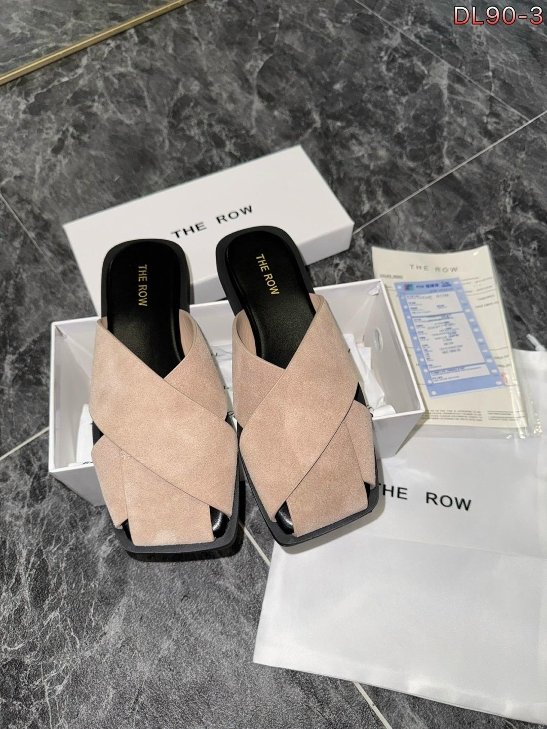 шлепанцы женские,кожаные шлепанцы,шлепки кожаные,шлепанцы женские кожаные,шлепки кожаные женские