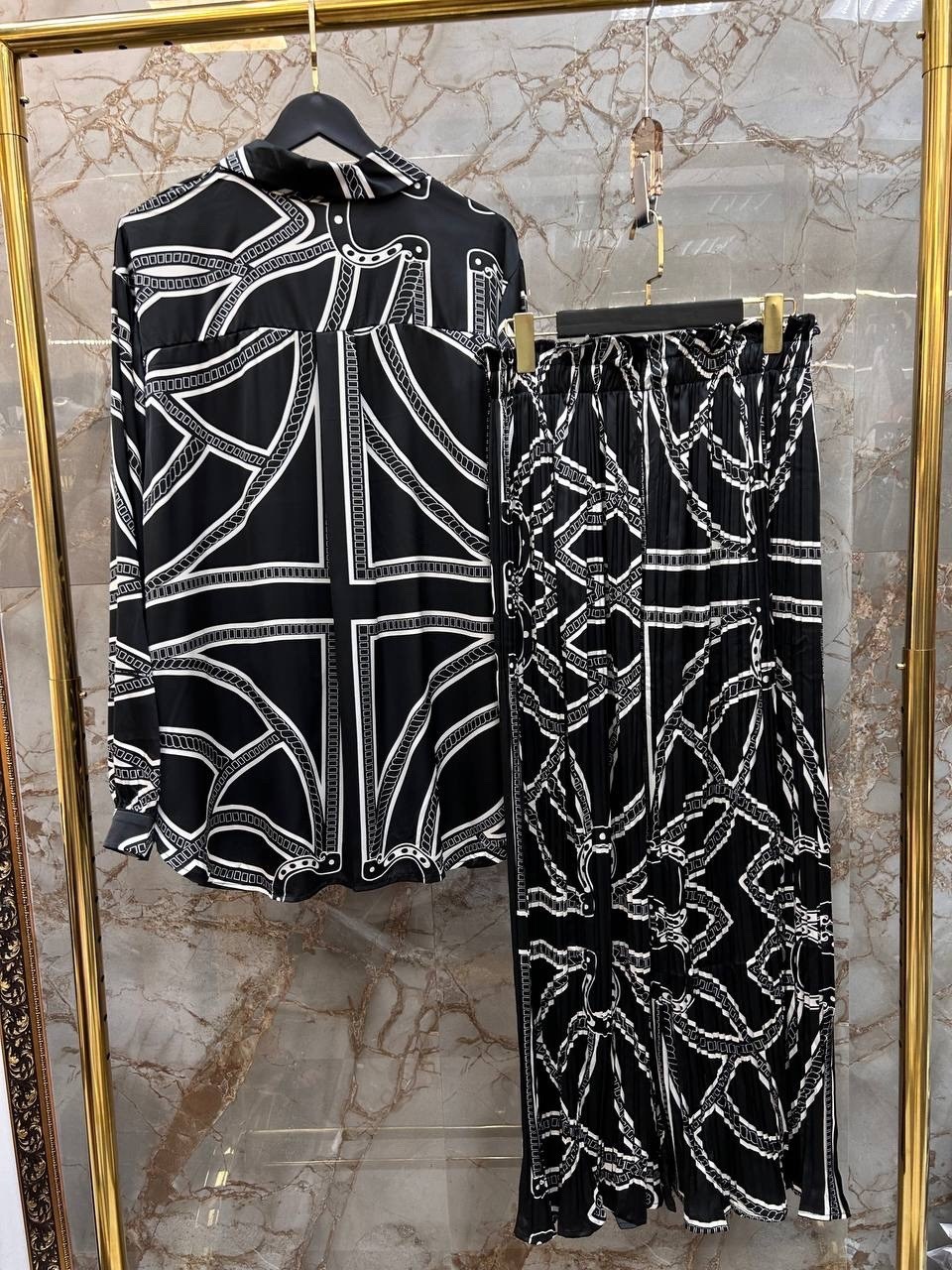 элегантные костюмы,костюм женский,пижамные костюмы,стильные женские костюмы,шелковый костюм