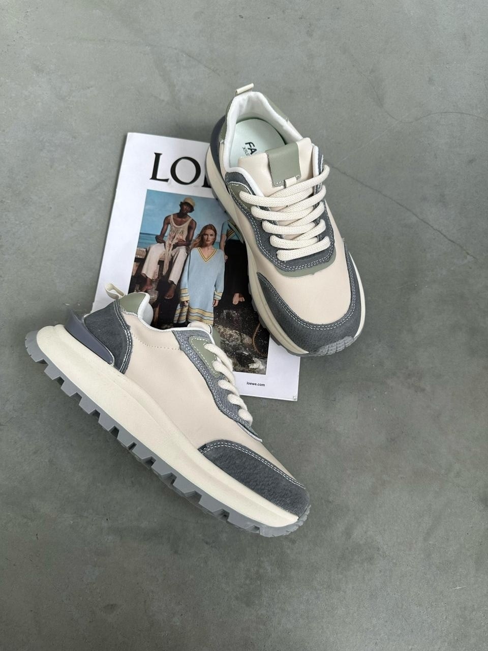 женские кроссовки,,кроссовки модные,повседневные кроссовки,кроссовки женские повседневные