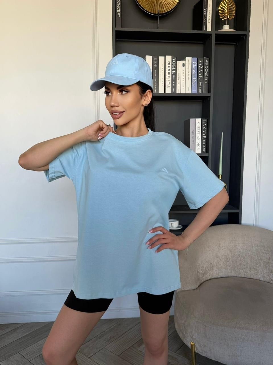 женская футболка,футболки модные,спортивные костюмы,футболки женская оверсайз,спортивные костюмы женские