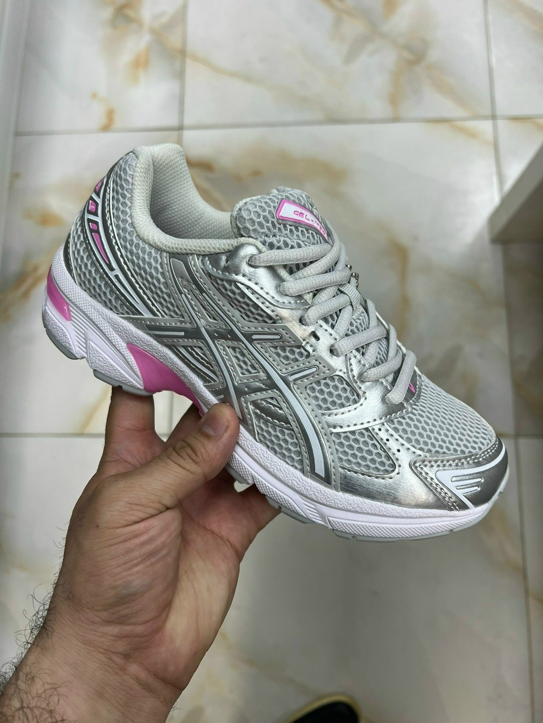 кроссовки adidas response cl,кроссовки adidas,кроссовки adidas response cl crystal white,кроссовки adidas response,adidas response cl