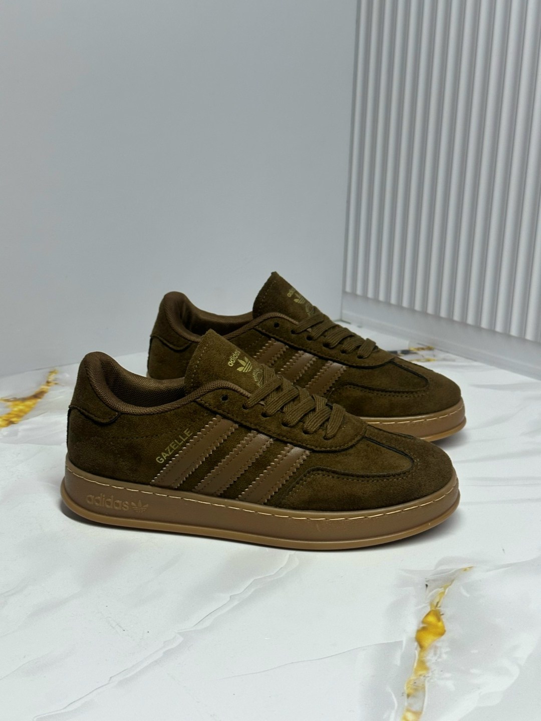 ,кроссовки adidas,адидас spezial зеленые,кроссовки adidas originals gazelle bold,adidas мужские кроссовки