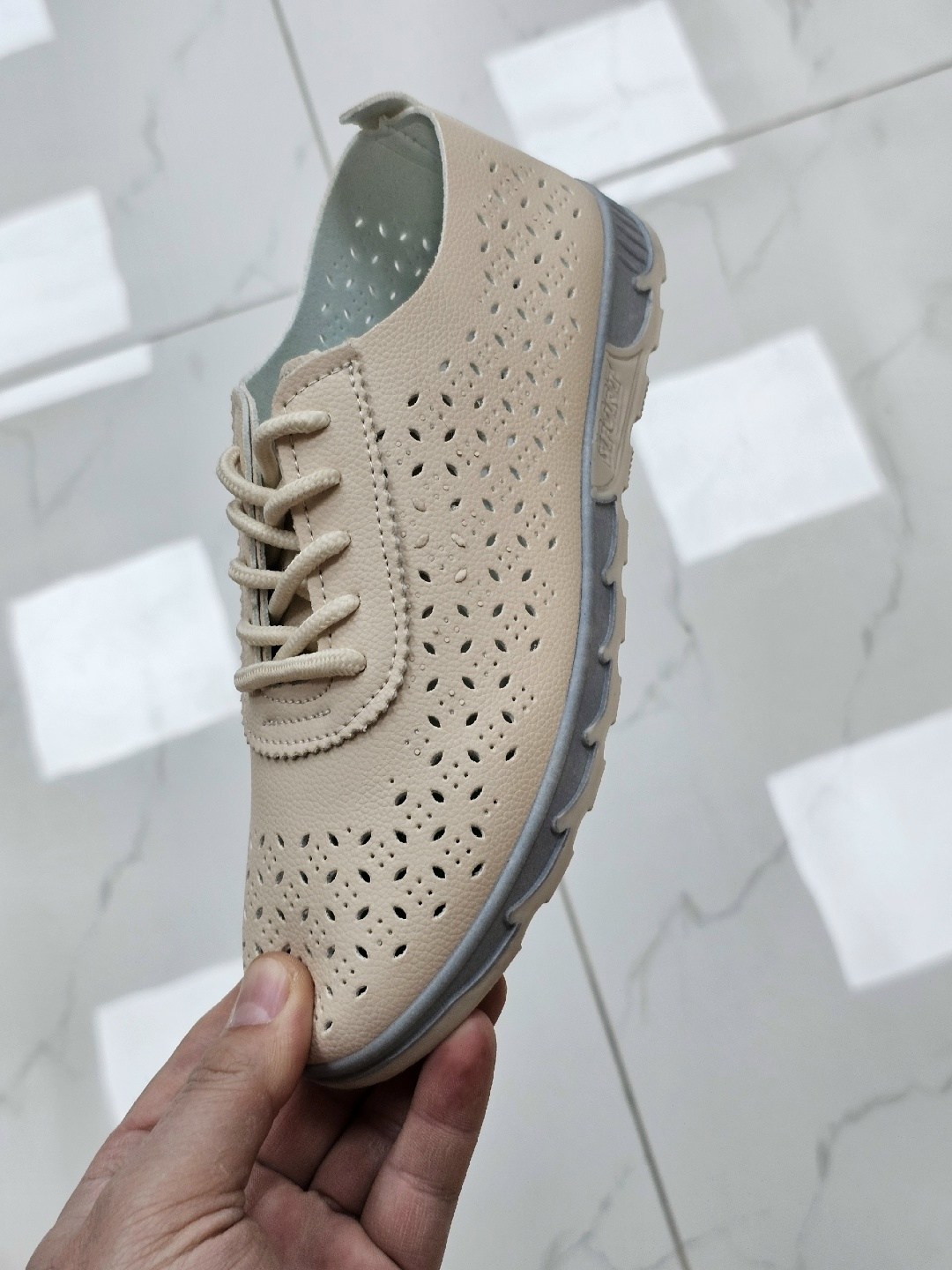 , женская,женские кроссовки,мокасины с перфорацией,обуви