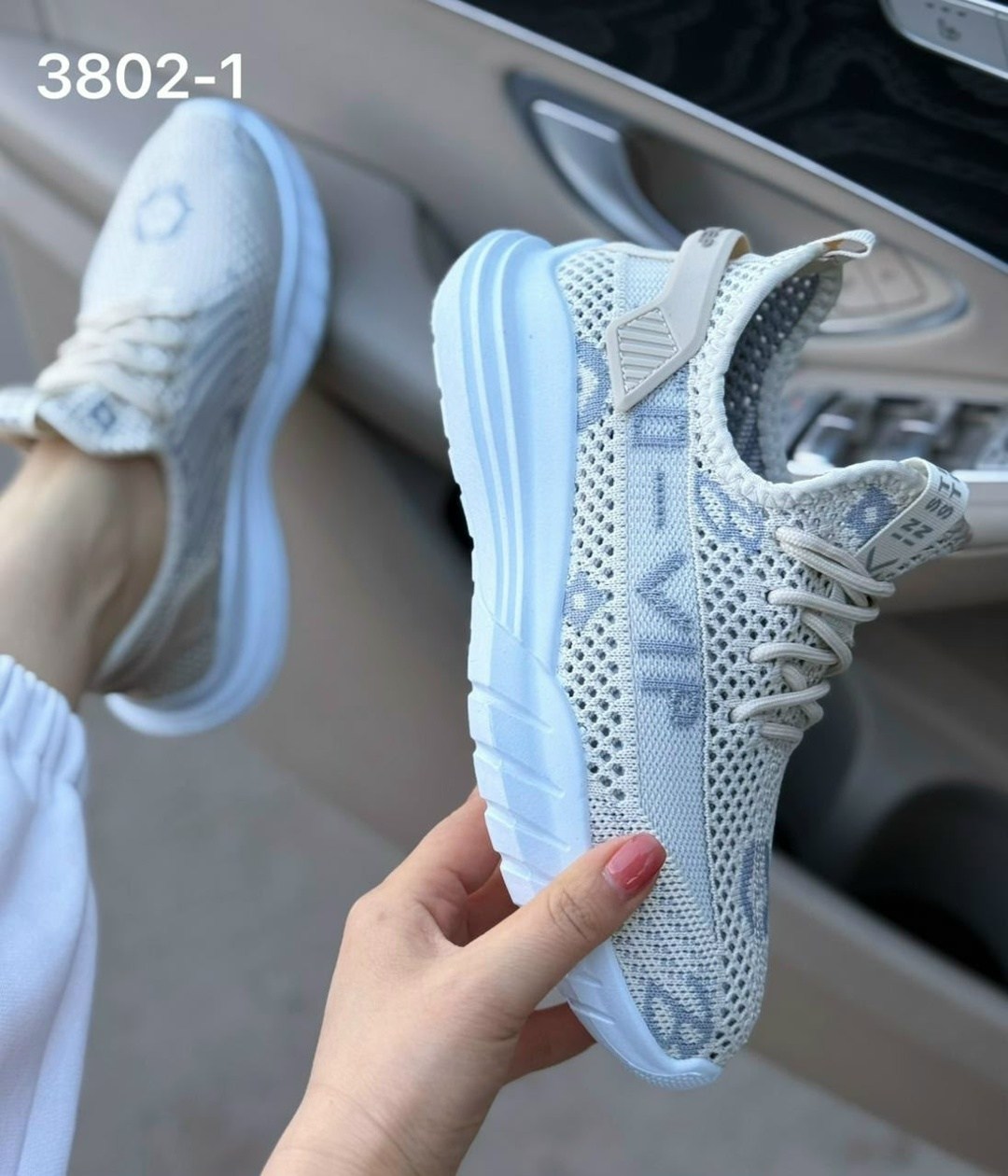 кроссовки женскиe,кроссовки,кроссовка,женские текстильные кроссовки,кроссовки женские изики