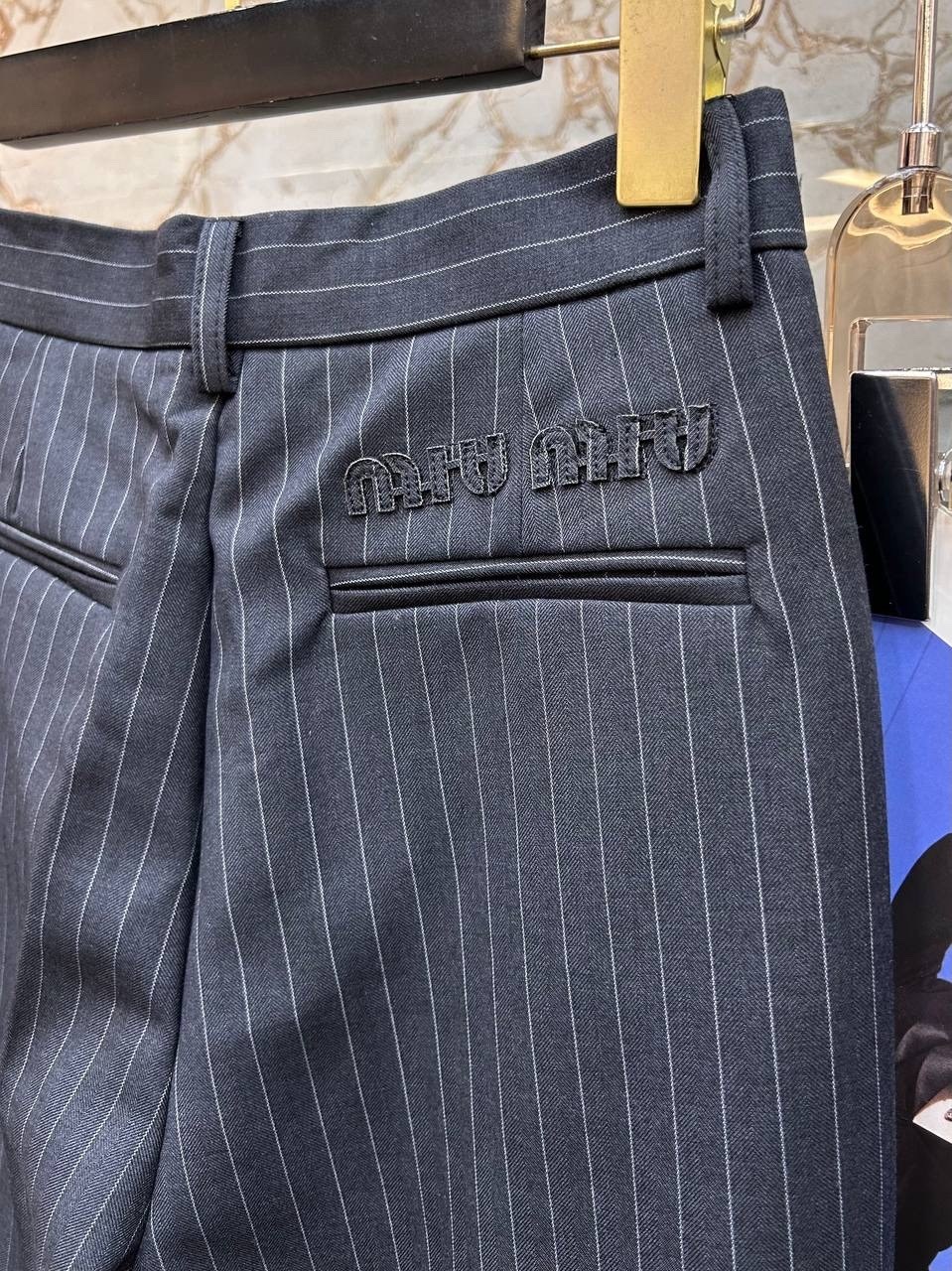 брюки классические,зауженные брюки,повседневные брюки,широкие брюки,брюки в полоску