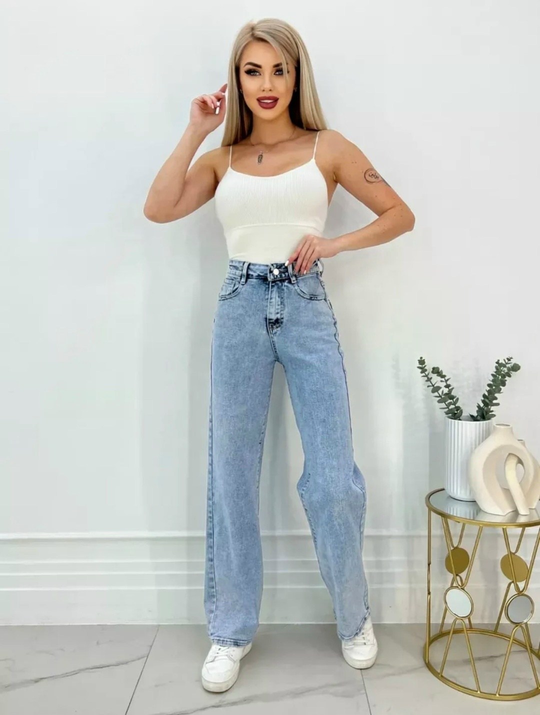 джинсы женские широкие,джинсы,голубой джинсы широкие трубы клеш,женские джинсы прямой модели,женские джинсы