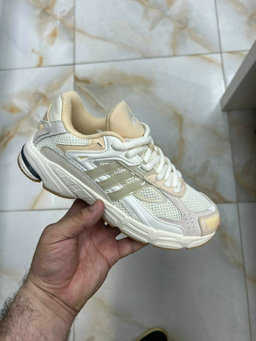 кроссовки adidas response cl,кроссовки adidas,кроссовки adidas response,кроссовки adidas response cl crystal white,кроссовки женский adidas