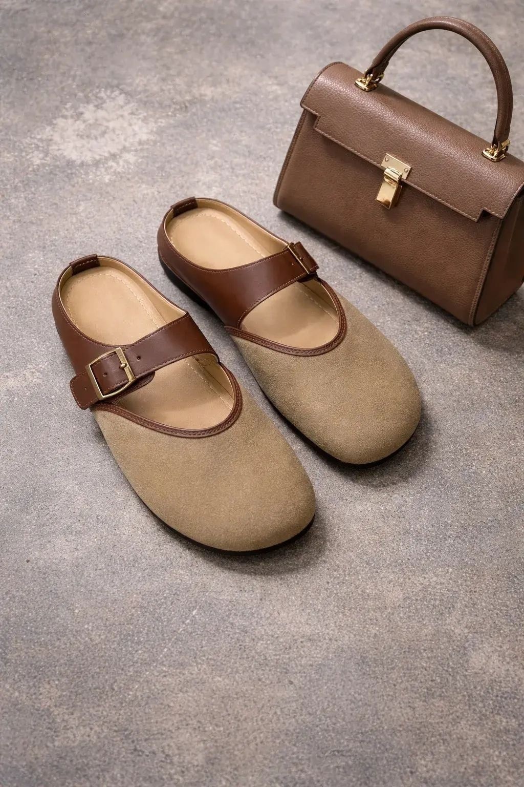 ,шлепанцы женские,туфли на плоской подошве,модные шлепанцы,модные босоножки