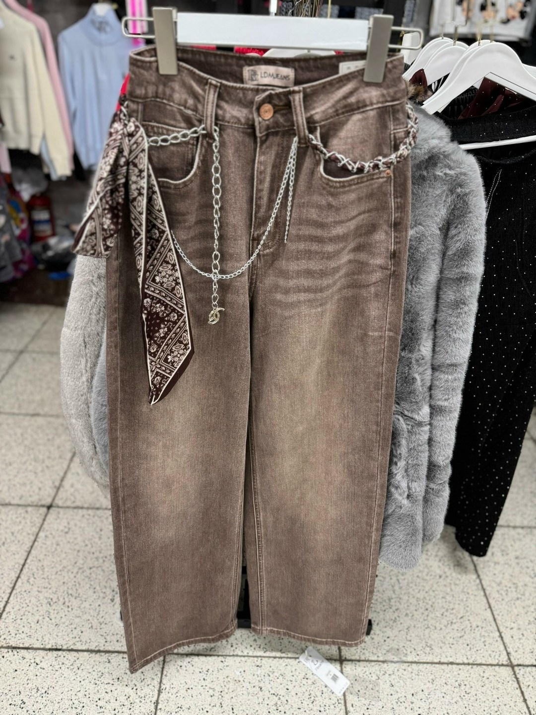 джинсы широкие,женские джинсы,джинсовые брюки,джинсы,джинсы брюки