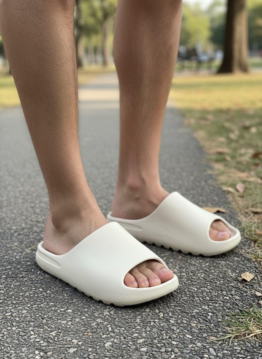 модные тапочки,тапки модные,летние тапочки,шлепанцы женские,шлепки yeezy slide