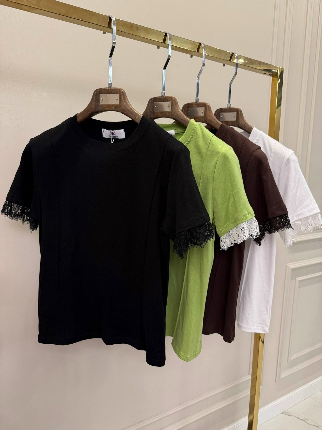 футболки женская,футболка с кружевами,стильная блуза,блузка стильная,стильная футболка