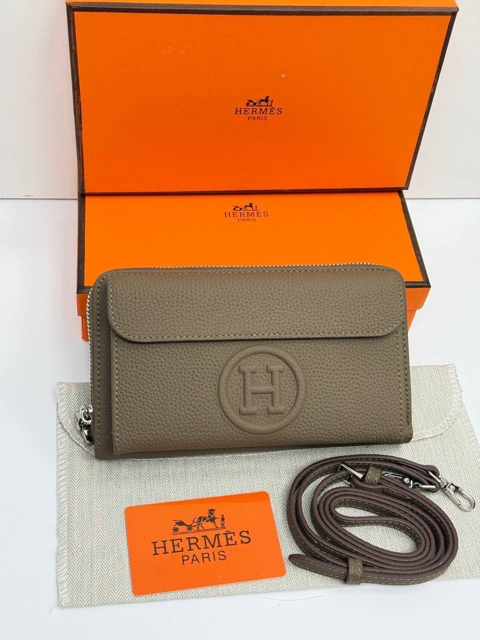 hermes кошелек,hermes клатч,портмоне hermes натуральная кожа hermes 223108230,портмоне hermes натуральная кожа,мужской клатч hermes
