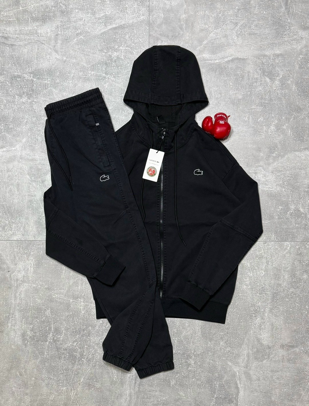 мужские спортивные костюмы,спортивные костюмы lacoste,спортивный костюм lacoste мужской,спортивный костюм дольче габбана мужской,мужская спортивная одежда