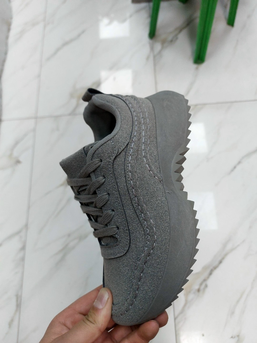 ,женские кроссовки,кроссовки женские белые,белые кроссовки, кроссовки