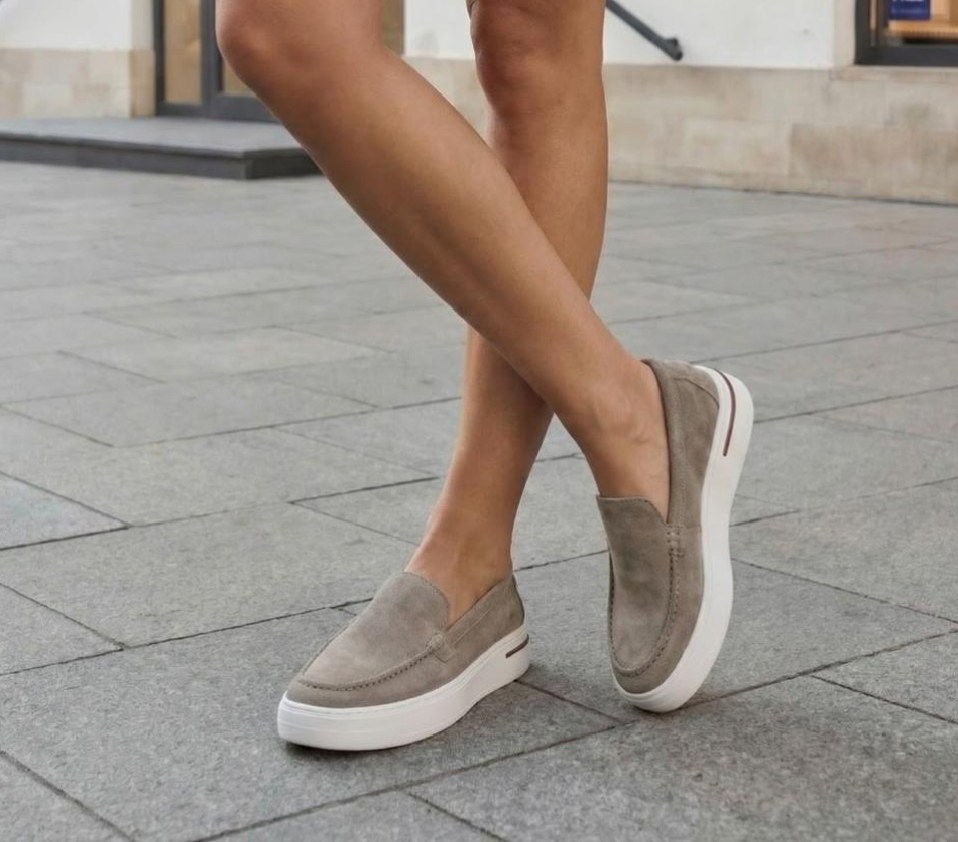 слипоны из натуральной замши the row,,слипоны женские,лоферы замш,замшевые лоферы