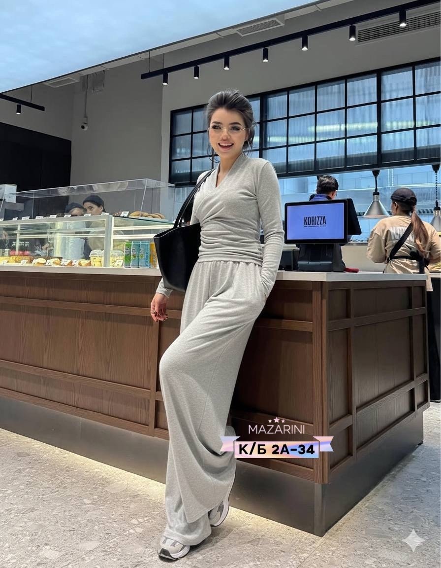 брючный костюм женский,брючный костюм,модный брючный костюм для женщин выполнен из трикотажной ткани,костюм с брюками,костюм женский