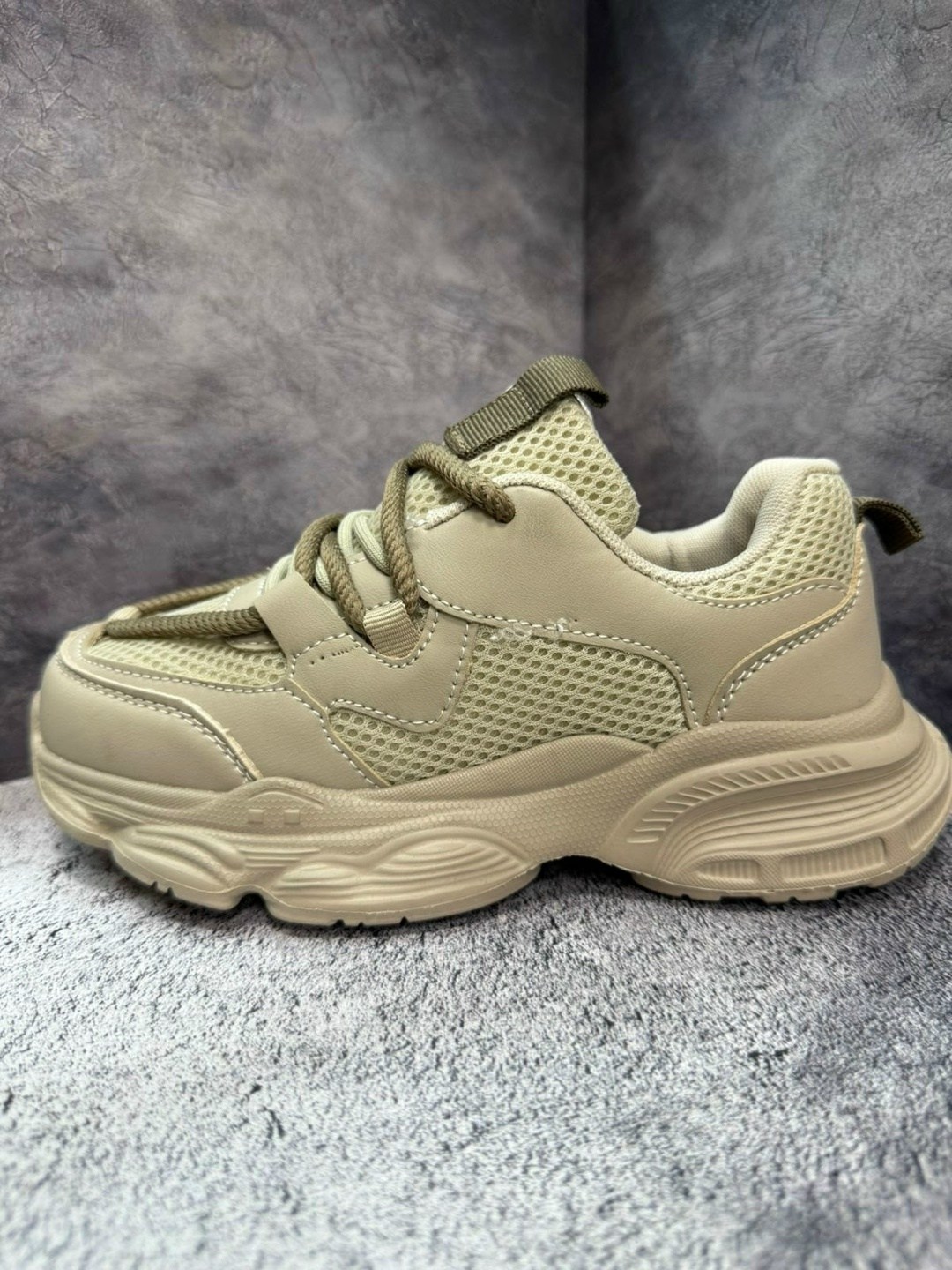 женские кроссовки,кроссовки,массивные кроссовки,кроссовки модные,кроссовки для женщин