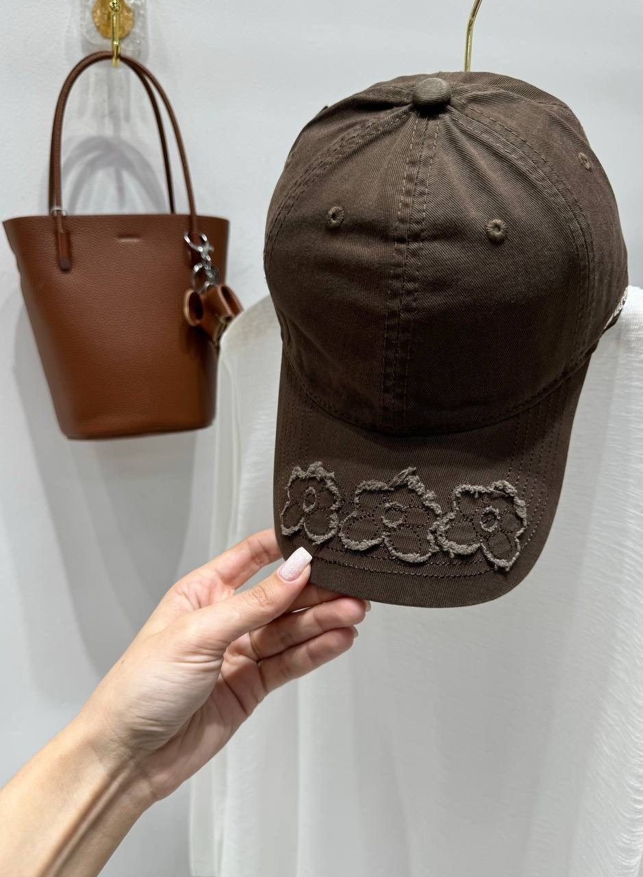 девушка,кепка стильная,бейсболка женская,модные стили,стильное