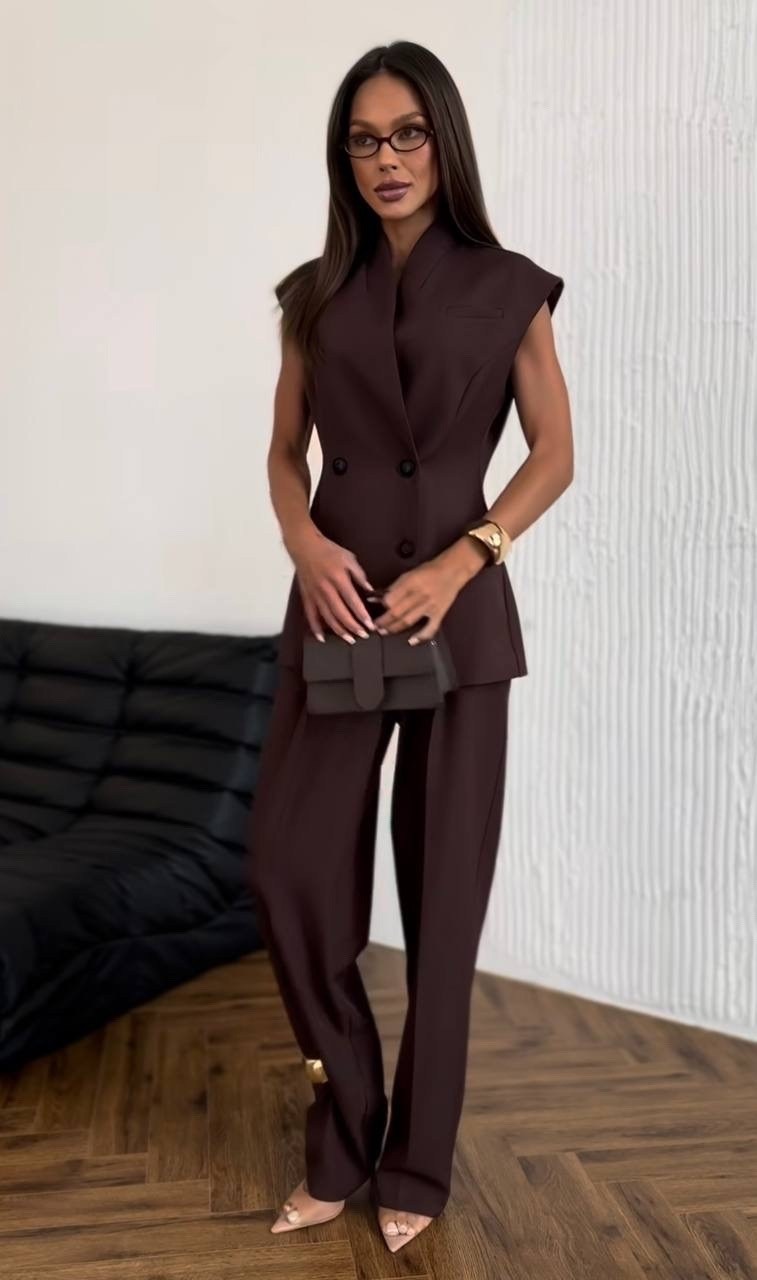 костюм двойка жилетка с объемными плечами+ брюки,брючный костюм женский,брючный костюм,брючный костюм с жилетом,костюм брючный с жилетом шоколадно-коричневый