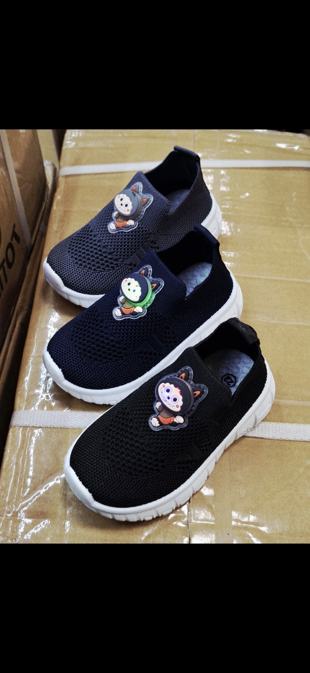 кроссовка детская,детские кроссовки,,кроссовки мальчику,слипоны детские