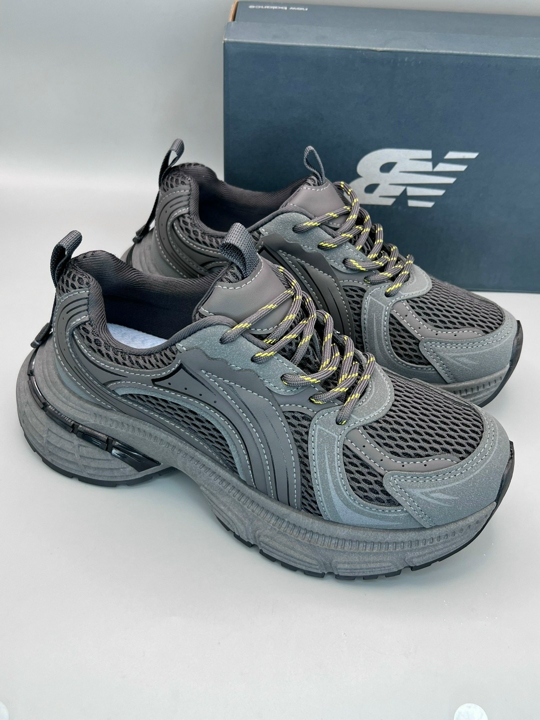 кроссовки balenciaga,кроссовки баленсиага 10 xl,женские кроссовки,кроссовки sneaker tess 12 balenciaga,кроссовки balenciaga balenciaga 6xl sneaker 'worn-out - taupe grey'