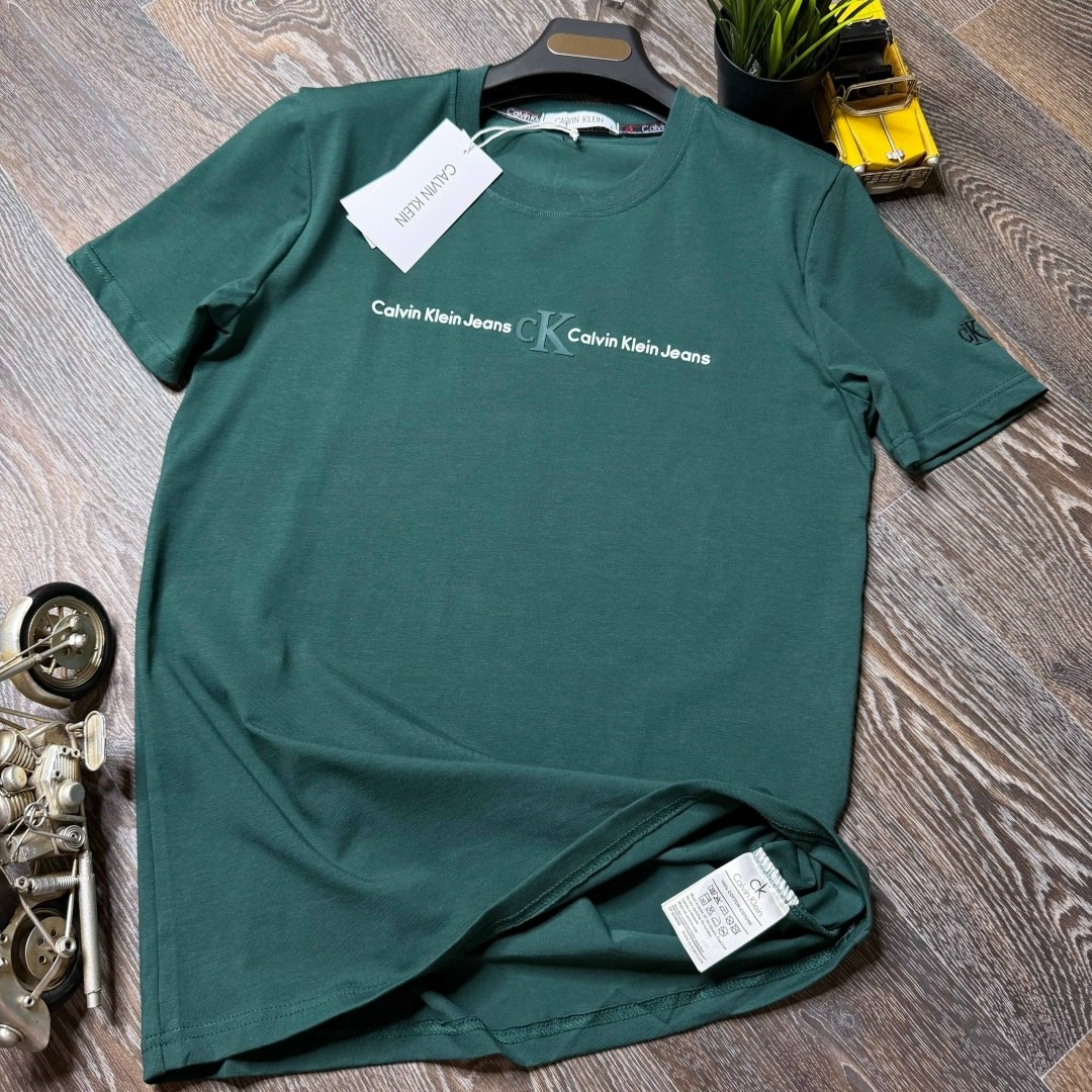 футболка calvin klein мужская,хлопковая футболка с логотипом calvin klein,футболки мужские,комплект футболки,черная мужская футболка с круглым вырезом calvin klein