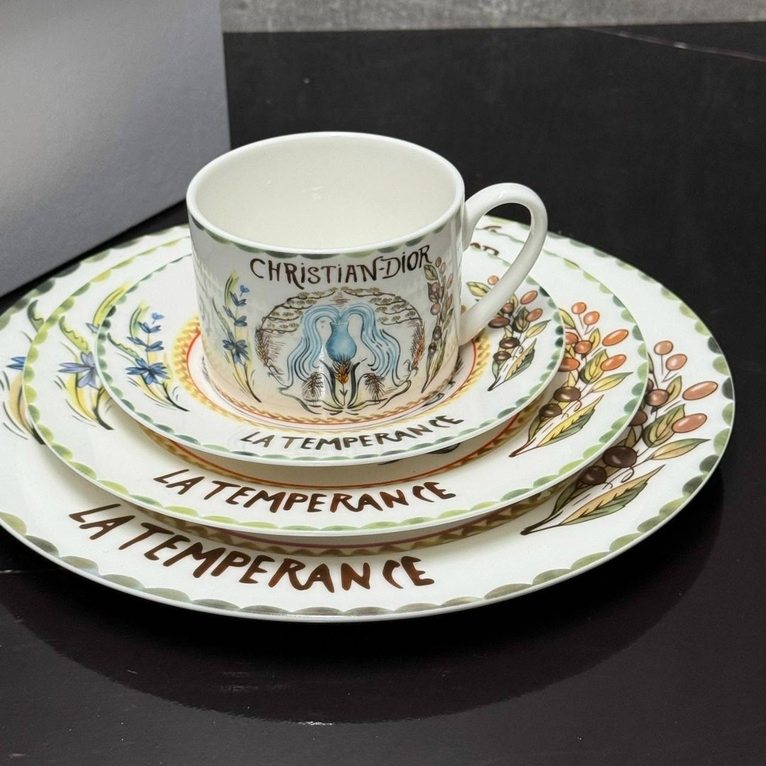 набор чайных пар christiane dior la tetemperance,чайная пара dior,чайный набор christian dior,набор чашек christian dior,dior посуда