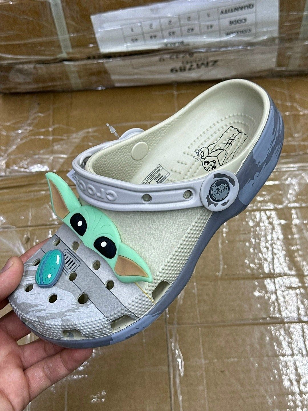 10 us crocs x spongebob patrick star classic clog,сандалии x spongebob squarepants classic clog patrick crocs розовый,crocs spongebob squarepants patrick star classic clog,,кроксы губка боб