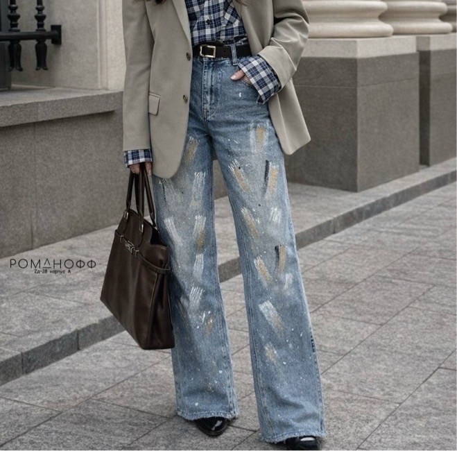 модные джинсы,джинсы оверсайз,джинсы свободного кроя,рваные джинсы,джинсовые брюки