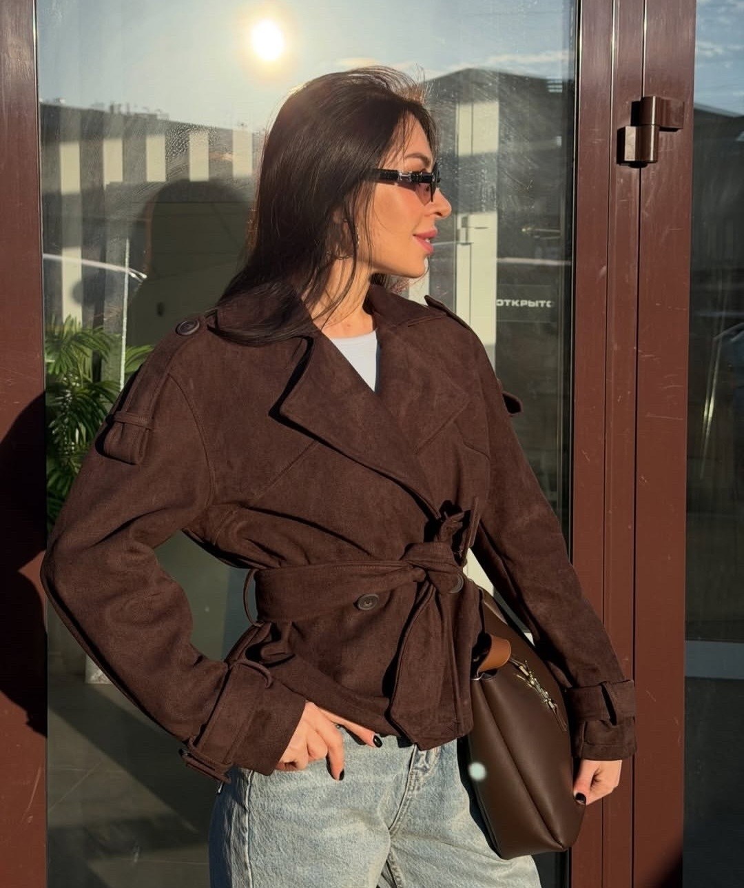 куртка косуха замшевая коричневая с поясом tadari,замшевая куртка,куртка женская замшевая,замшевая куртка с поясом,классическая коричневая замшевая женская куртка с поясом