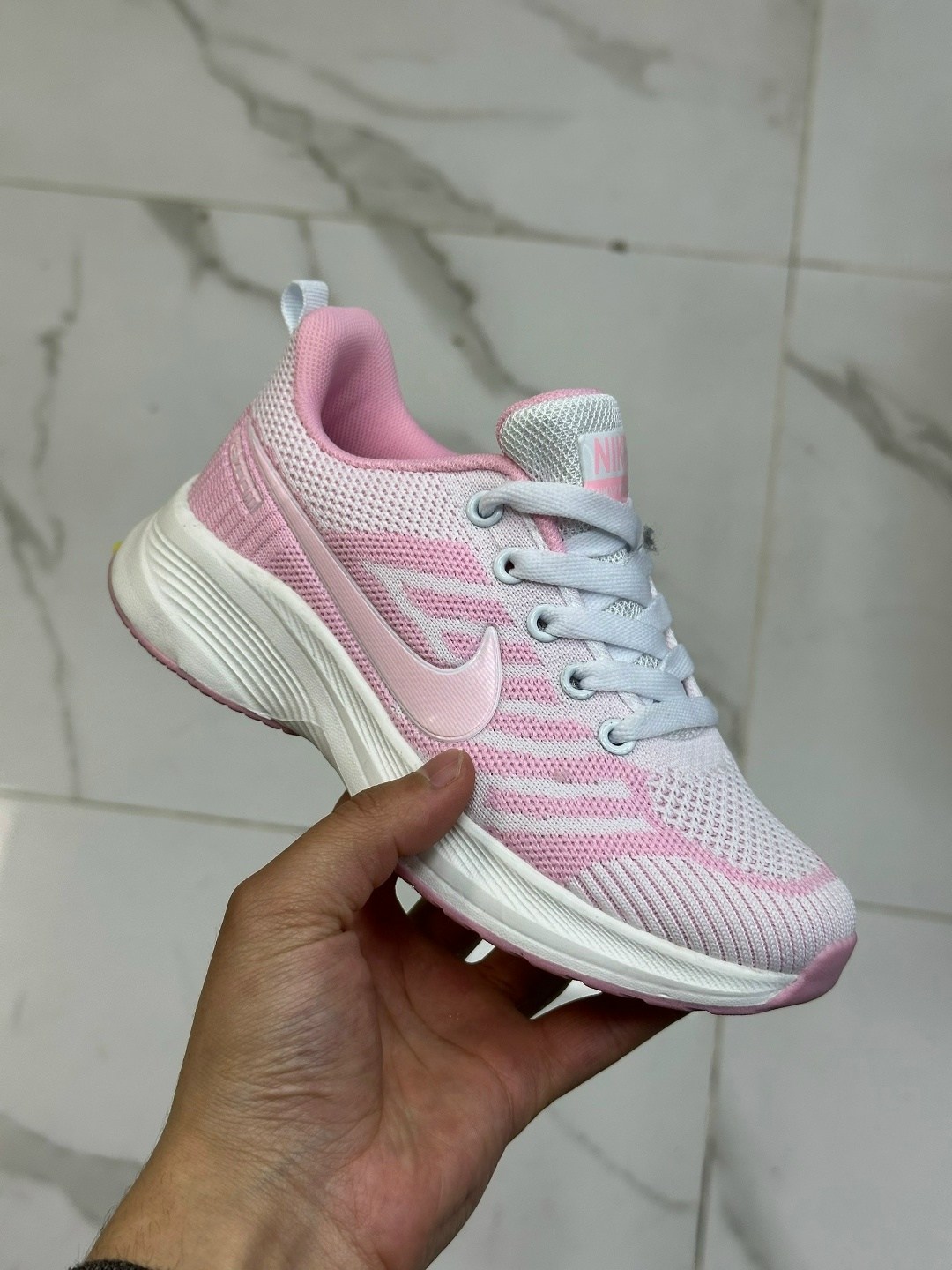 кроссовки женские nike,кроссовки,кроссовки nike,женские кроссовки,спортивная