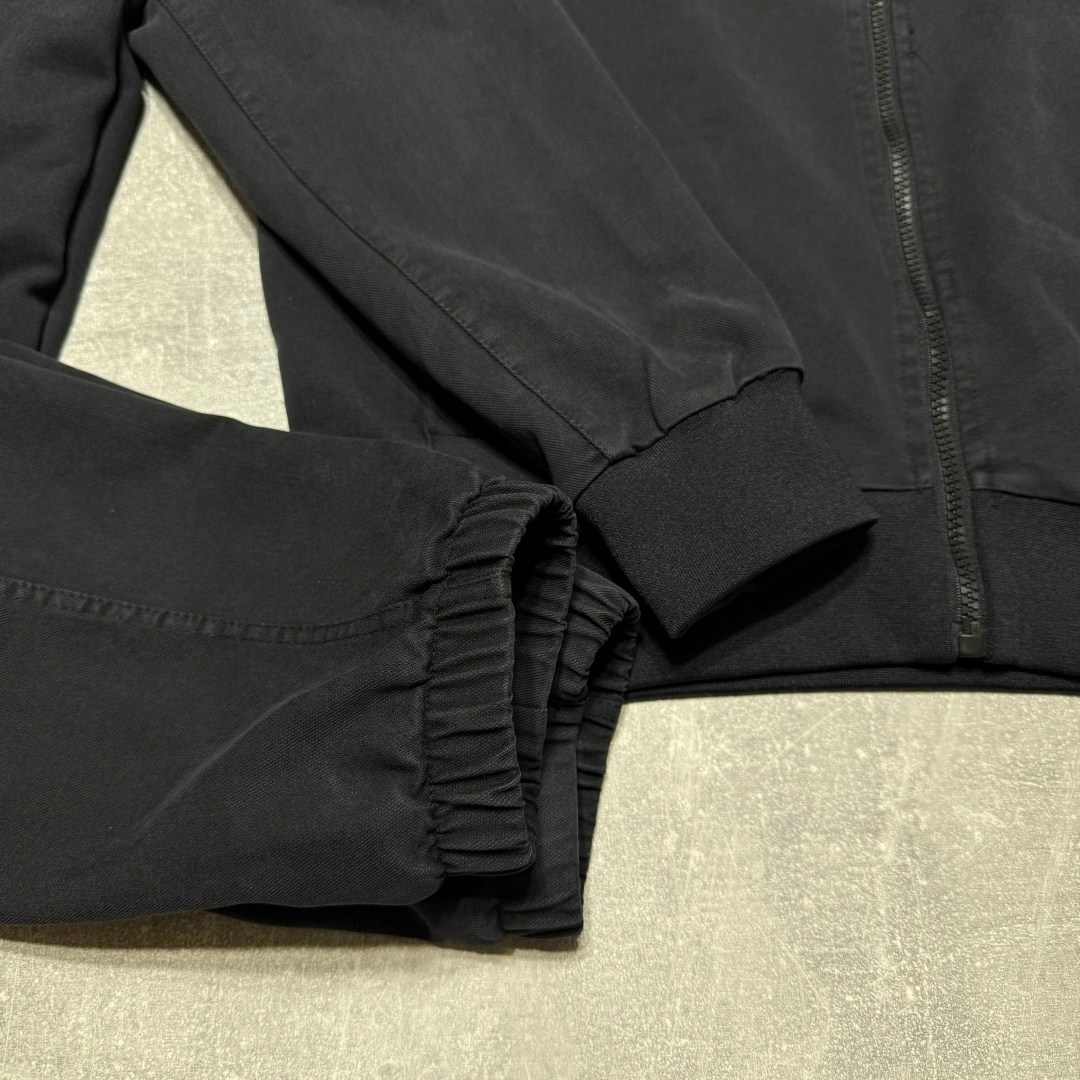 спортивный костюм brunello cucinelli,спортивный костюм мужской,спортивный костюм brunello,спортивный костюм для мужчин,спортивный костюм