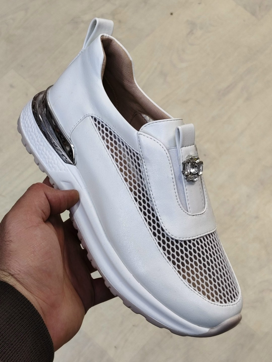 ,женские кроссовки,обуви,спортивная ,кроссовка