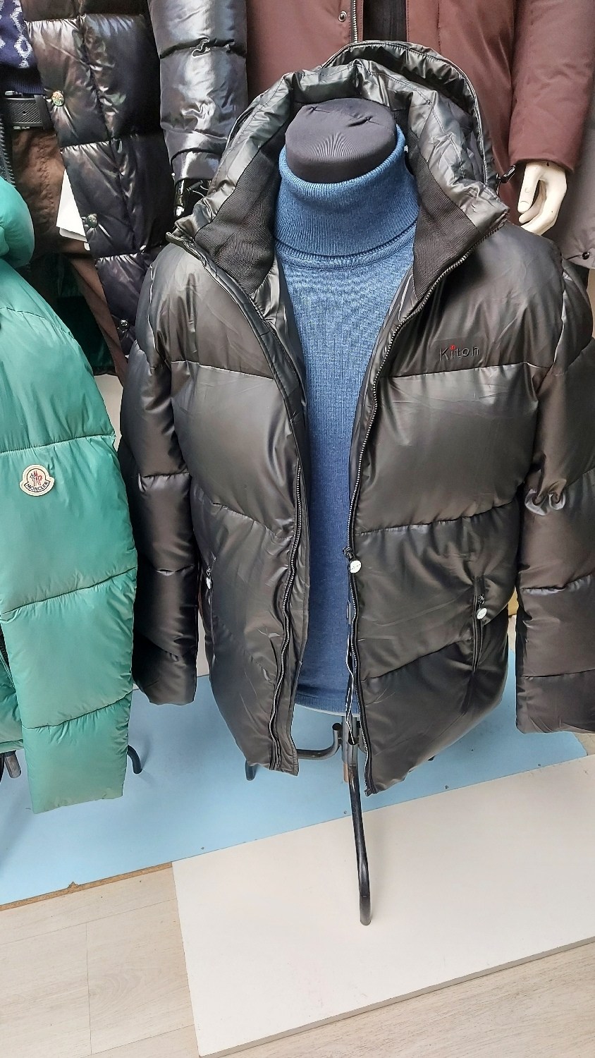 пуховик мужской trussardi jeans,куртка пуховик,мужская зимняя куртка,пуховик мужской,мужская куртка пуховик