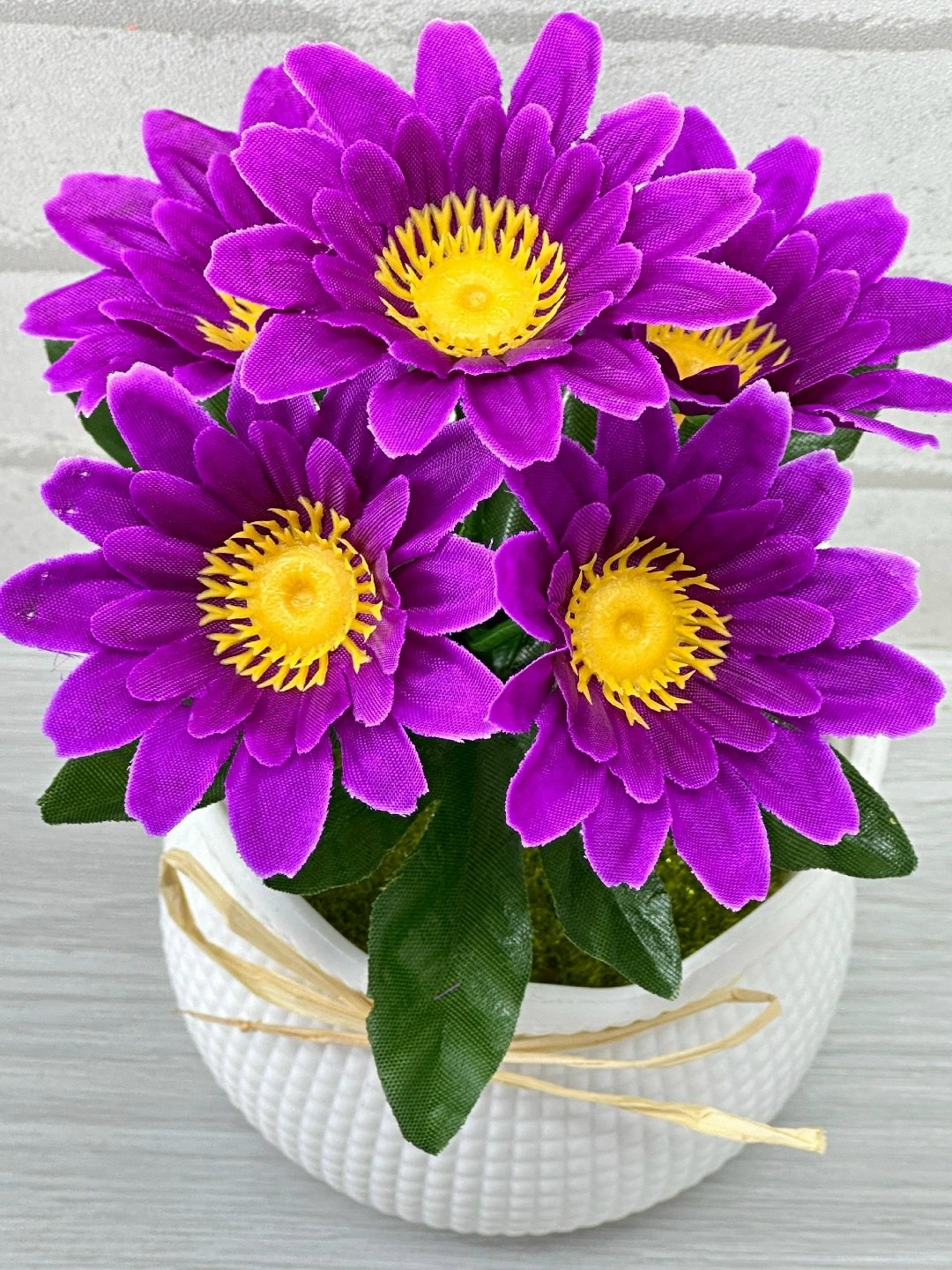 цветок искусственная,хризантемы оранжевые,хризантемы в горшках,гербера джемсона желтая,цветочная композиция